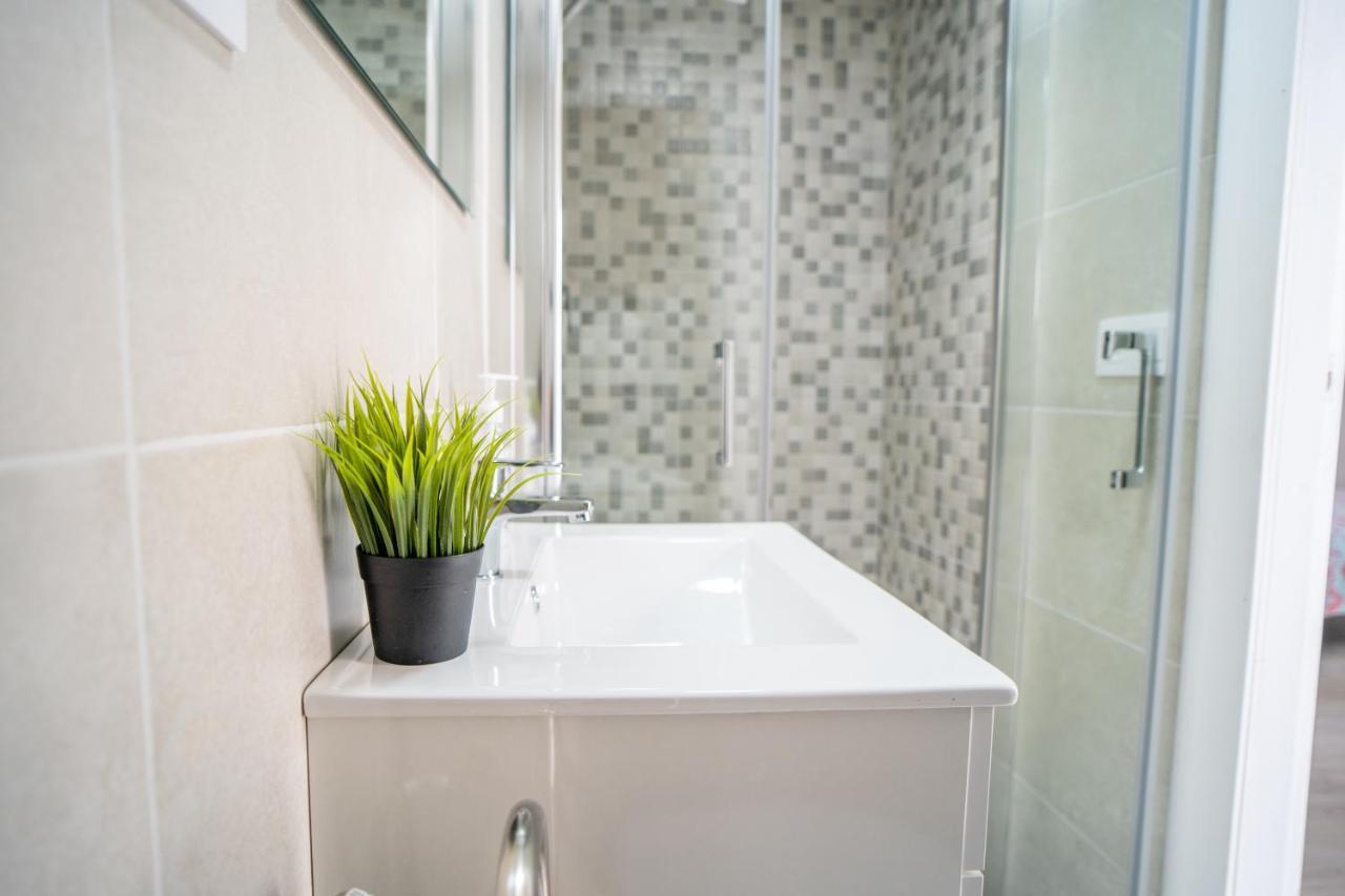 Apartamento Cuesta De Las Piletas Ronda Esterno foto